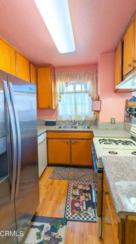 1031 Mariposa St, Glendale, CA 91205-2811