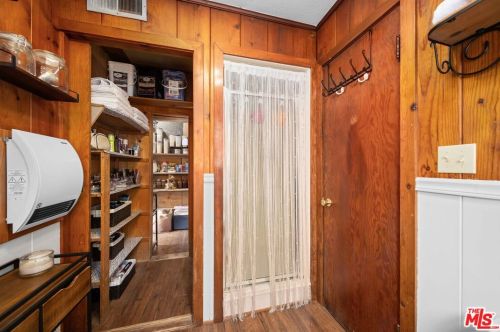 39144 Calle Del Sur, Santa Clarita CA  91390-1006 exterior