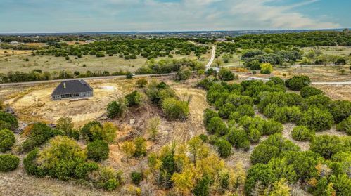 1900 Thompson Rd, Weatherford TX  76087-8157 exterior