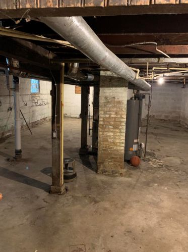 2432 Burleigh St, Milwaukee WI 53206-1205 exterior