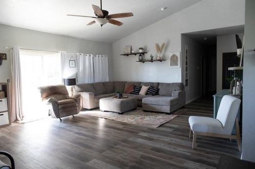 7851 Chardonnay Pl, Valley Springs CA  95252-8817 exterior