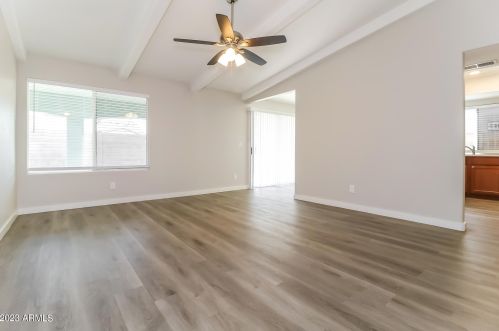 7527 Elm St, Phoenix AZ  85033-1202 exterior
