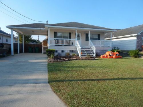 1931 Palmetto St, Lafitte, LA 70067-3617