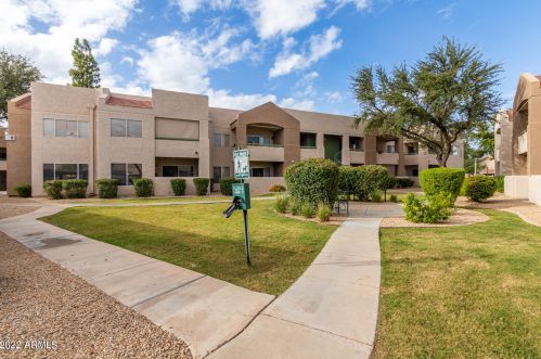 1295 Ash St, Gilbert AZ 85233-2123 exterior