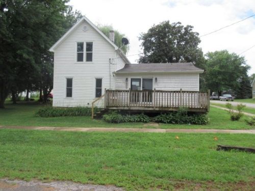 200 Locust St, Olin, IA 52320-4726