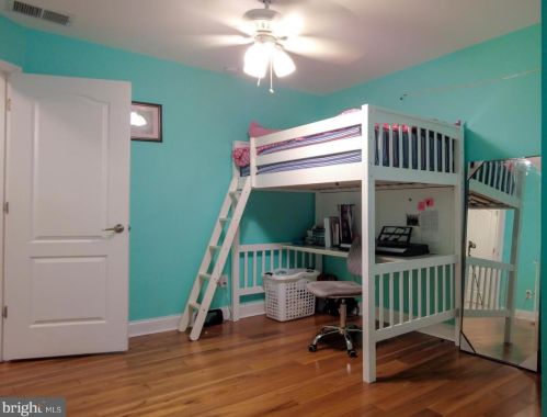 3566 Muirwood Dr, Newtown Square PA  19073 exterior