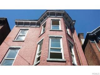33 Lutheran St, Newburgh, NY 12550-4842
