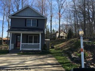 21 Lafollette Dr, Morgantown, WV 26508-8005