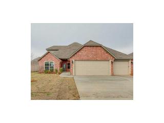 11813 Charleston Way, Yukon, OK 73099-8696