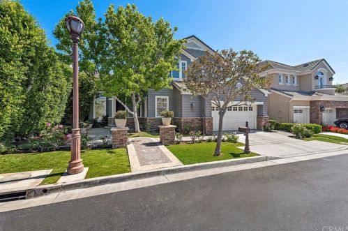 12 Jupiter Hills Dr, Newport Beach, CA 92660-9206