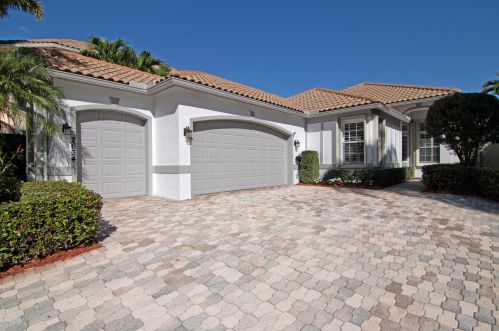 2634 Players Ct, West Palm Beach, FL 33414-6296