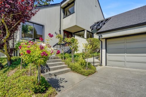 439 Green Hills Dr, Millbrae, CA 94030-1663