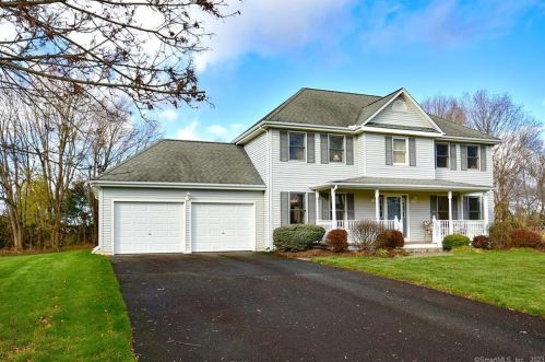 18 Cardinal Way, Wapping, CT 06074-3744