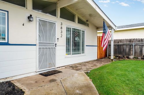 3832 El Oro St, North Highlands CA  95660-4816 exterior