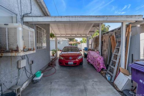 129 69th Way, Long Beach CA  90805-1237 exterior