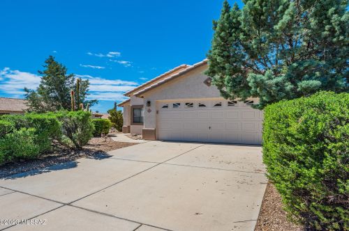 2839 Medallion Dr, Tucson, AZ 85741-1573