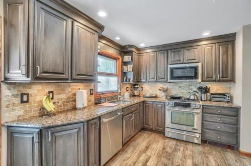 1532 Route 208, Washingtonville NY  10992-1916 exterior