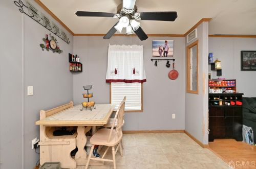 43 Bayshore Mobile Mnr, Hazlet NJ  07730-4129 exterior