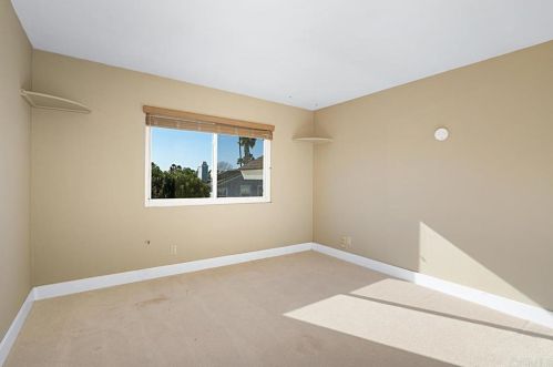 3205 La Costa Ave, Carlsbad CA  92009-7709 exterior