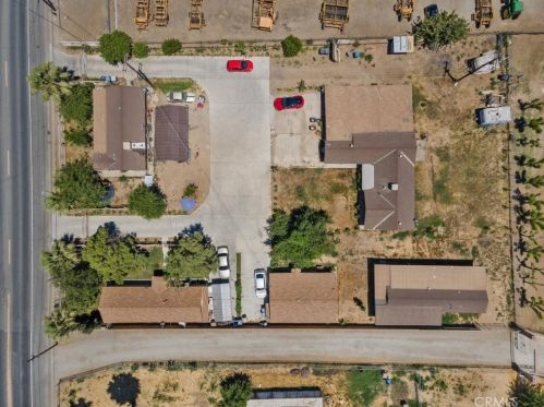 7795 Weedpatch Hwy, Bakersfield, CA 93307-9457
