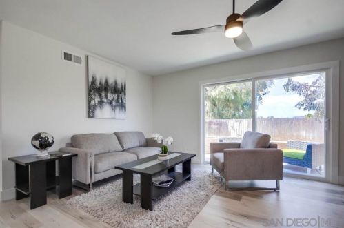 6788 Benson Ave, San Diego CA  92114-5833 exterior