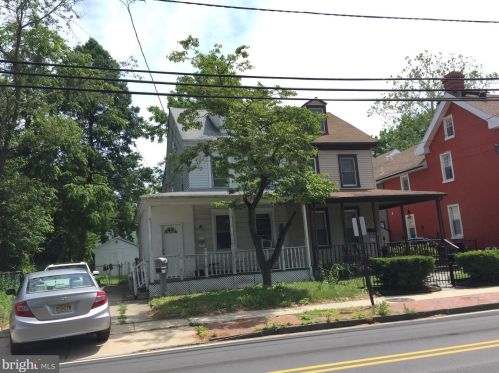 616 Cooper St, Beverly, NJ 08010-3410