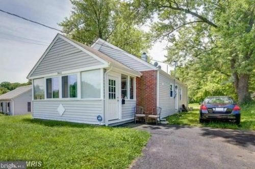 7441 Patterson Rd, Falls Church VA  22043-1332 exterior