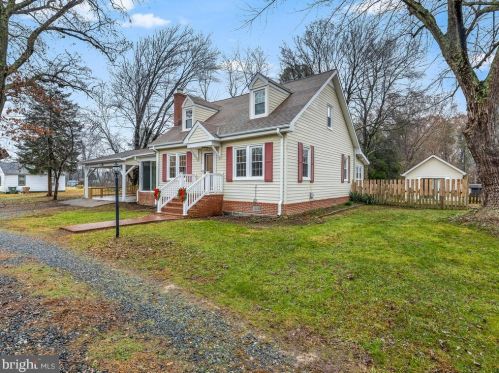 9204 Dahlgren Rd, Owens VA  22485-3508 exterior