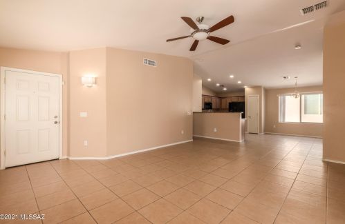 7240 Millers Tale Dr, Tucson, AZ 85756-8659