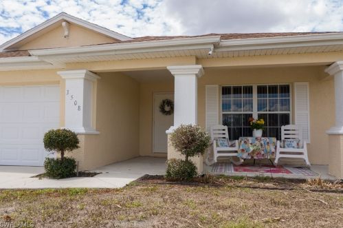 3508 12th Pl, Cape Coral, FL 33909-8934