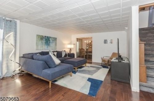 25 Race St, Nutley NJ  07110-2627 exterior