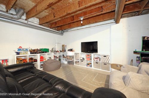 3402 James Ct, Middletown NJ  07748-3470 exterior