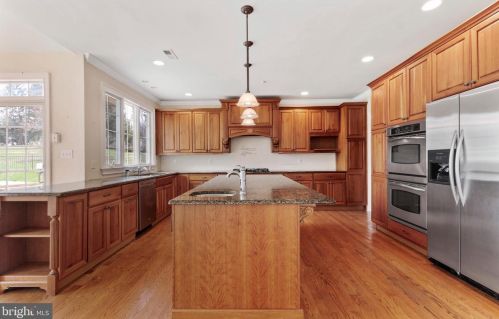2627 Valley Rd, Jamison, PA 18929-1007
