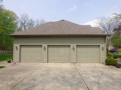 435 Westchester Cir, Valpo, IN 46385-8071