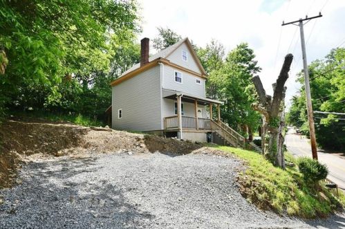 2241 Wenzell Ave, Pittsburgh, PA 15216-3159
