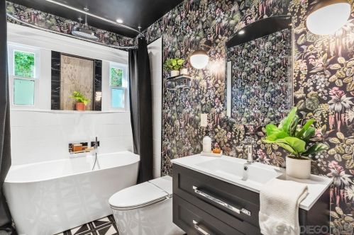 1239 Myrtle Ave, San Diego CA  92103-5114 exterior