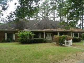 153 Hills Dr, Mansfield, LA 71052-2100