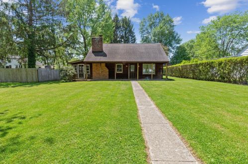 25 2nd Ave, Pataskala, OH 43062-8341