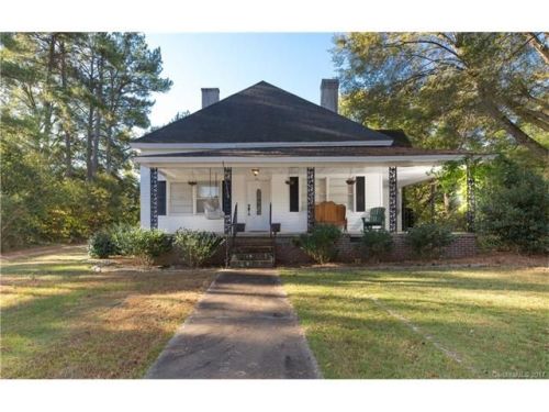 1089 Old Limestone Rd, Lake Wylie, SC 29710-7784