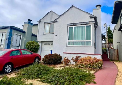 22 Westdale Ave, Daly City, CA 94015-1022