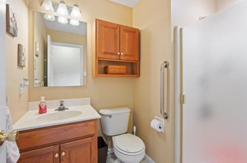 5924 Elderberry Dr, Orefield PA  18069-8811 exterior