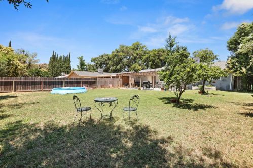 1708 Tulane Dr, Modesto CA  95355-1834 exterior