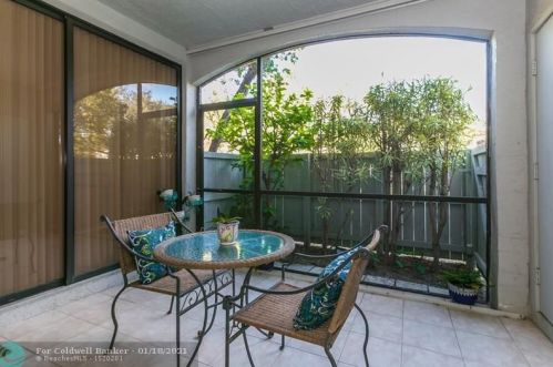 11942 11th St, Hollywood FL  11942-4365 exterior