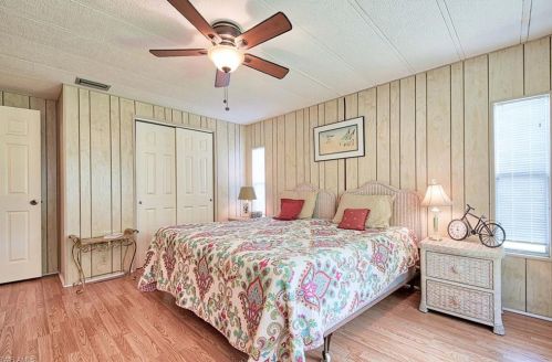 38 Le Mans Dr, Naples FL 34112-9126 exterior