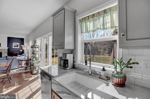 15 Waverly Ln, Carlisle PA  17015-7119 exterior