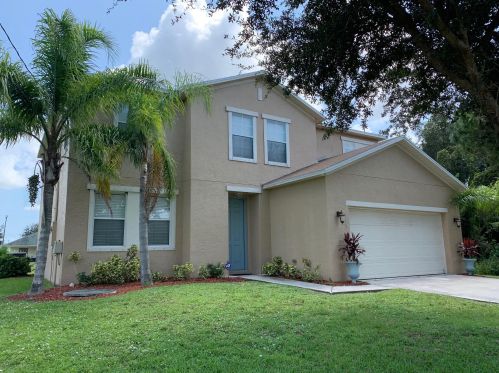 2229 Lawrence St, Fort Pierce, FL 34953-2314