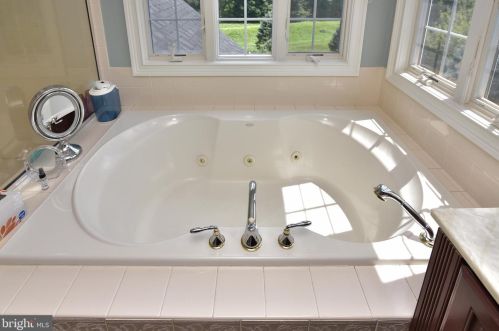 116 Osborne Cir, Kennett Sq PA  19348-1910 exterior