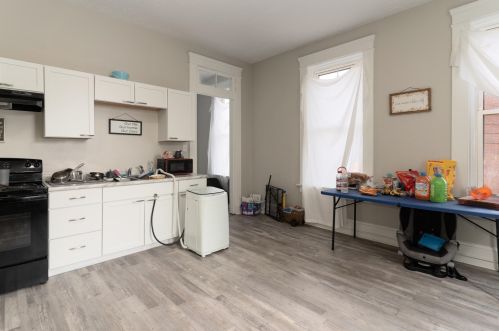 701 Pike St, Covington KY  41011-2178 exterior