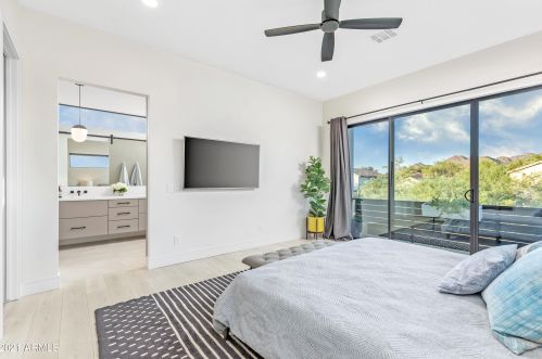 7729 13th Pl, Phoenix AZ  85020-4202 exterior