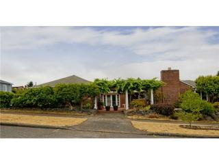 7902 California Ave, Seattle, WA 98136-2316